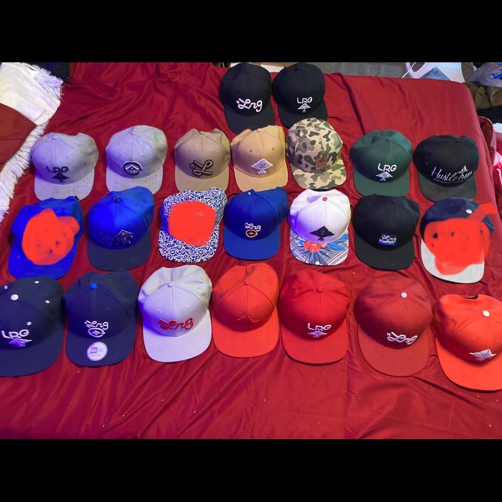 Lot of 20 LRG Snapbacks!
